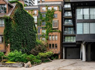 19 Dundonald St #604, Toronto, ON M4Y1K3