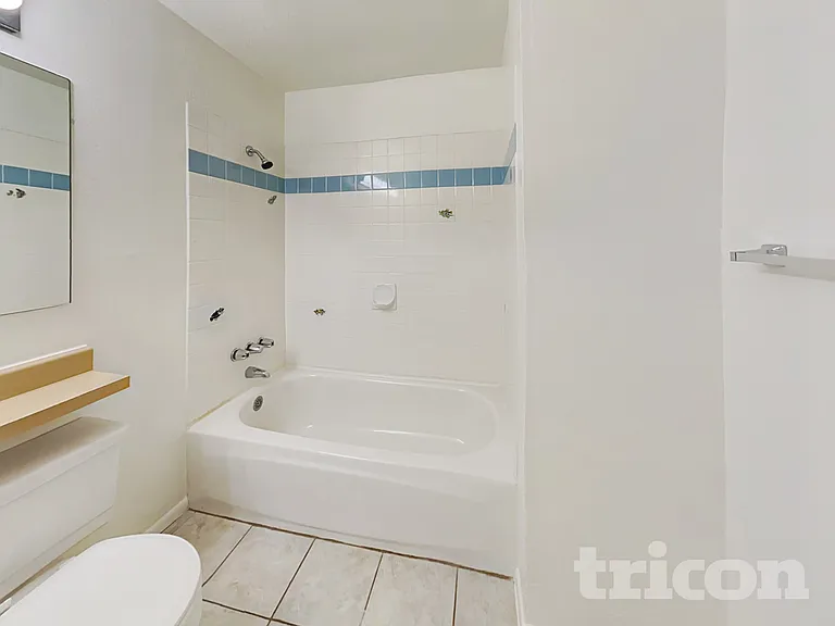 13215 N 42nd St — Photo 16