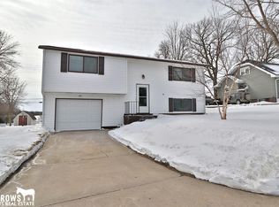 515 Washington St, Clatonia, NE 68328