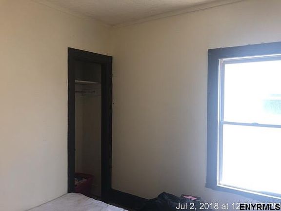 5th image of 274 Morton Ave