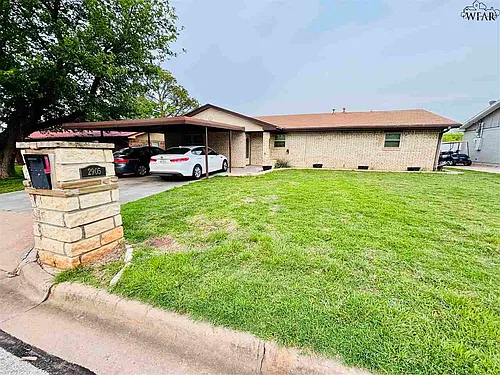 2905 S Bandera Dr Photo 1 2905 S Bandera Dr Photo 1