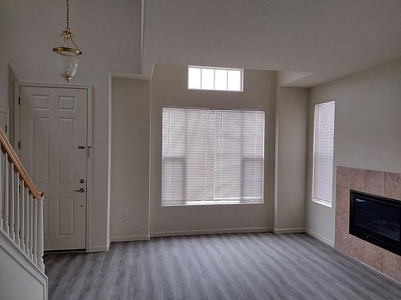 2nd image of 490 Danna Ct