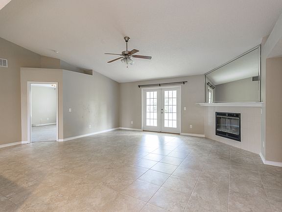 5th image of 5905 Chi Chi Cir