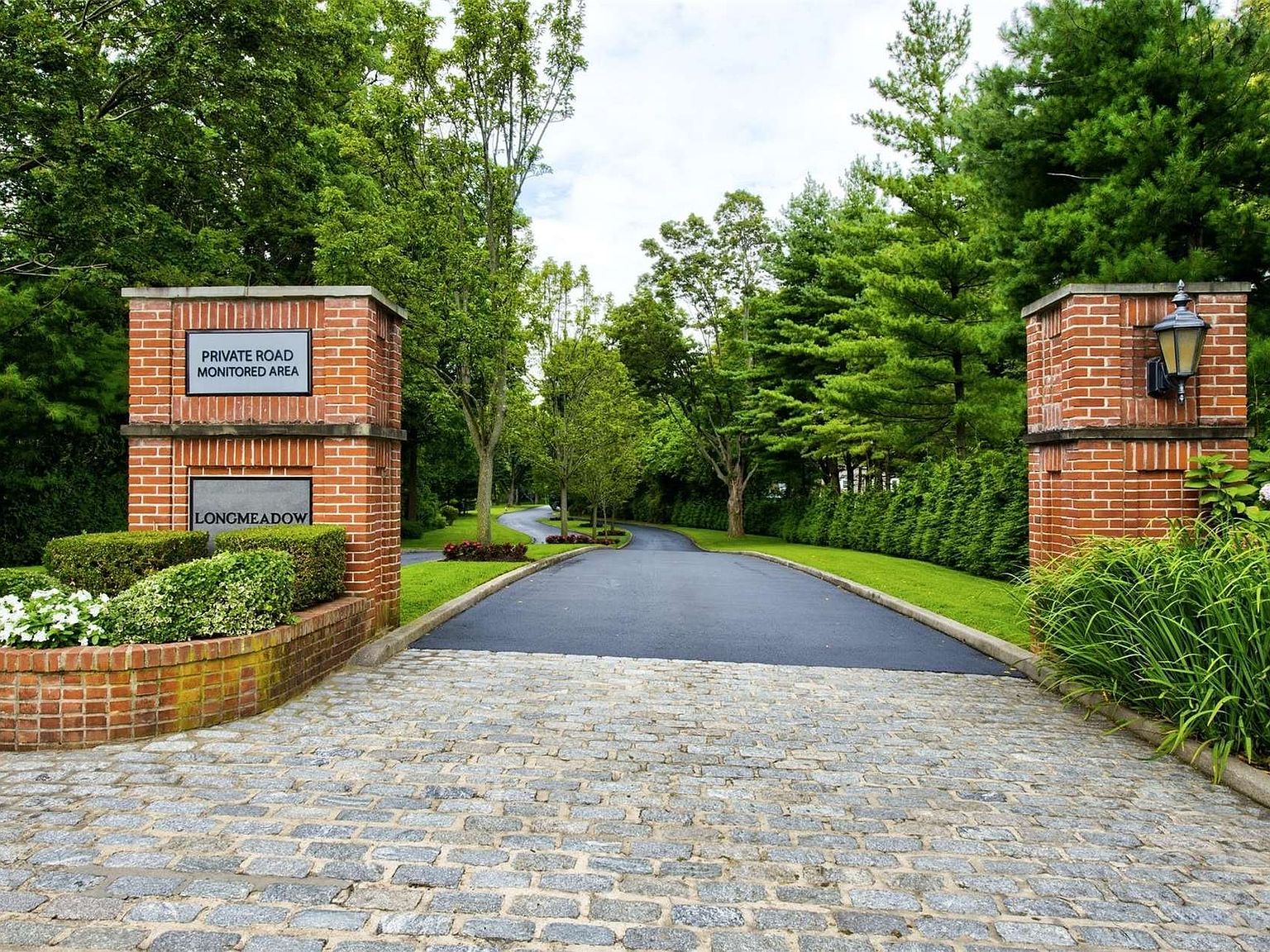 8 Long Meadow Lane UNIT 8, Glen Cove, NY 11542 MLS 3540312 Zillow