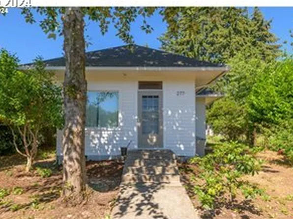 277 Front St, Junction City, OR 97448