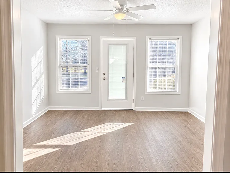 607 Sunset Oaks Ln — Photo 15