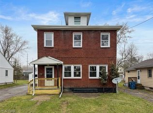 7911 1st St, Masury, OH