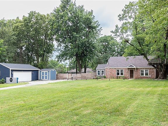 2nd image of 7632 Reinhardt Dr