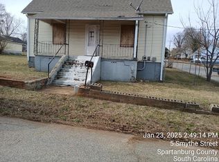 5 Smythe St, Spartanburg, SC 29301