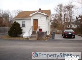 12 Little Creek Path, Patchogue, NY 11772