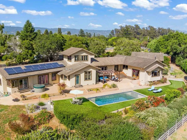 141 Corona Ct, Watsonville, CA 95076