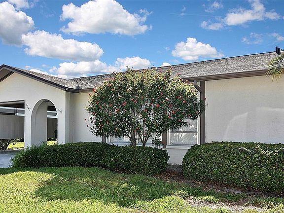 2nd image of 1527 STEWART DRIVE #115