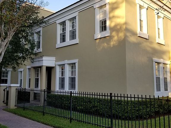 2nd image of 2410 Victoria Gdns