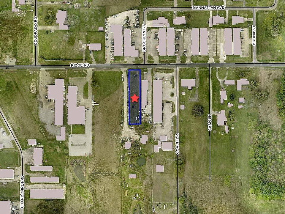 2nd image of 900 Ridge Rd