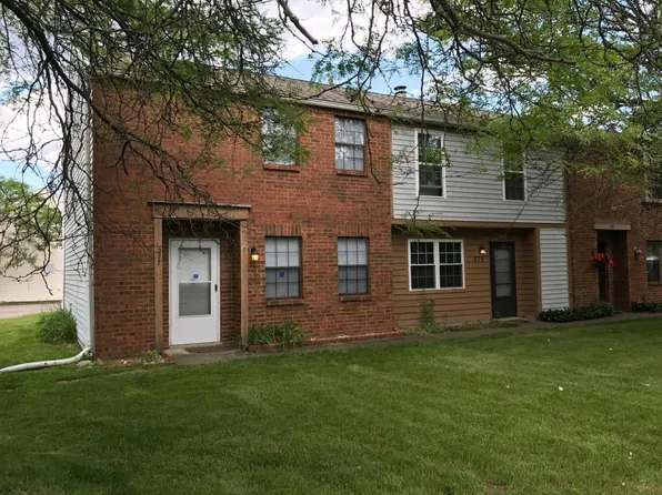 277 Cross Country Dr S, Westerville, OH 43081