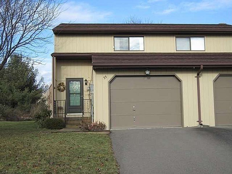 1st image of 55 Carol Ct