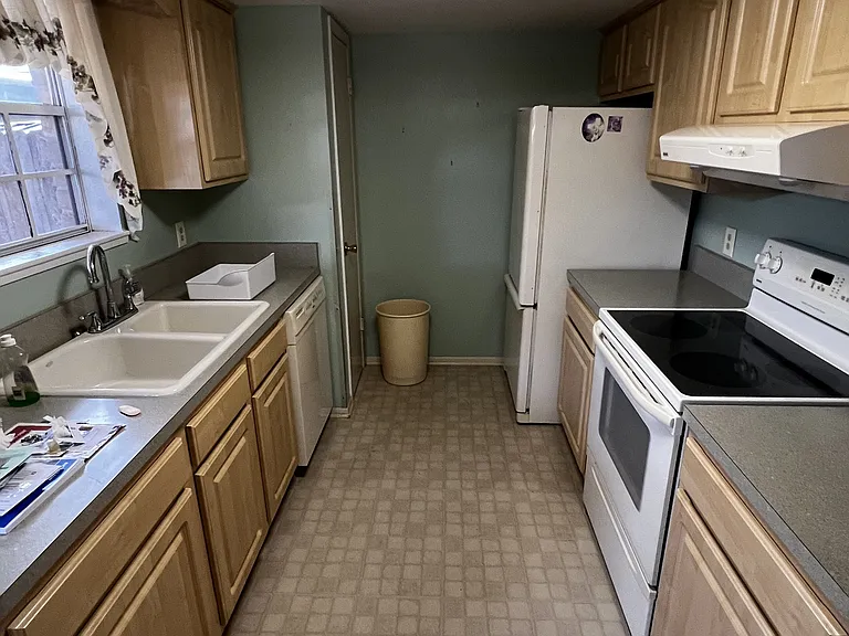 2700 N 16th St #47 — Photo 2