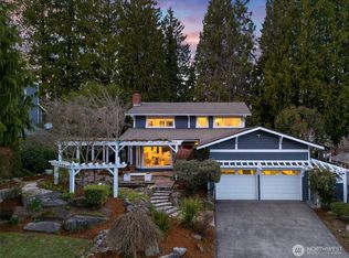 17226 SE 40th Pl, Bellevue, WA