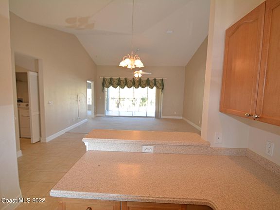 5th image of 170 Portside Ave Unit 201