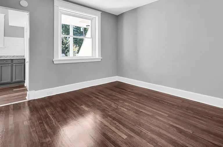 2419 Barton Ave #5 — Photo 3