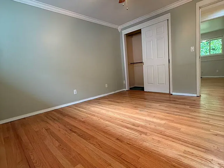 8606 Sloan Dr — Photo 17