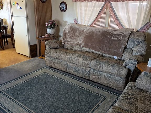 2nd image of 515 Driftwood Way