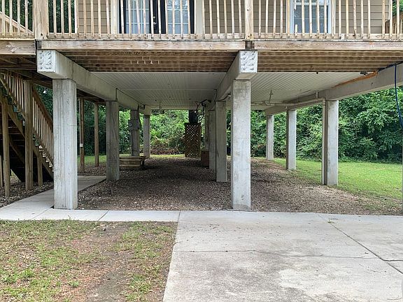3rd image of 2773 Kennedy Dr
