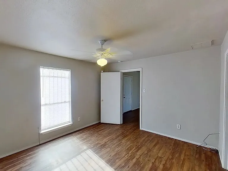 2703 Kool Ave — Photo 8
