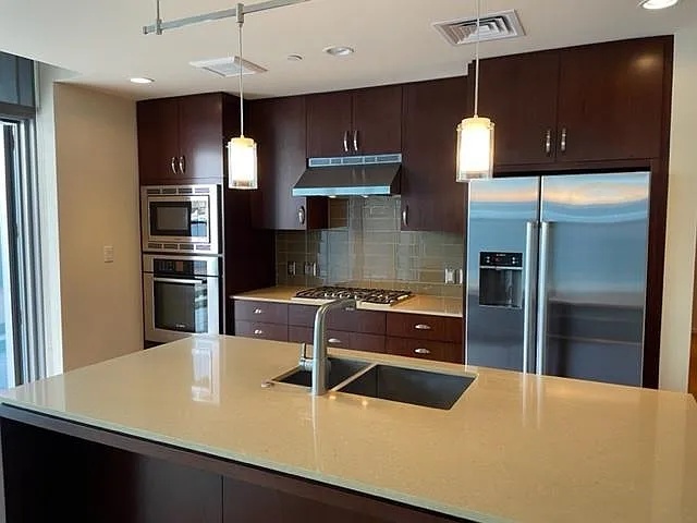 2 bed, 1246 sqft, $2,900 — Photo 3