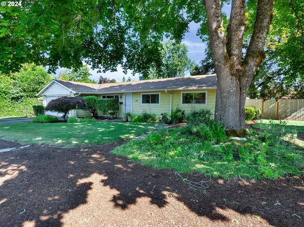 13035 SW Rita Dr, Beaverton, OR 97005