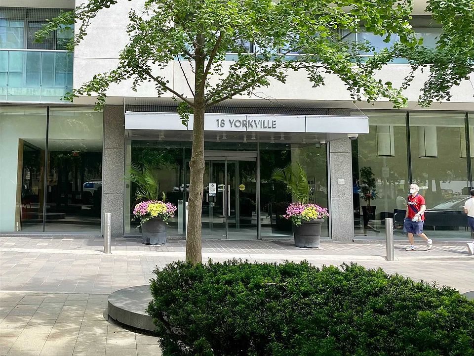 1st image of 18 Yorkville Ave #2706