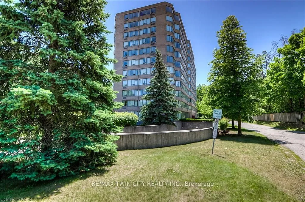 Building Photo - 3227 King St E #503