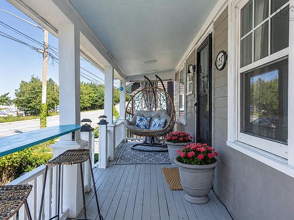 5th image of 1237 Purcells Cove Rd