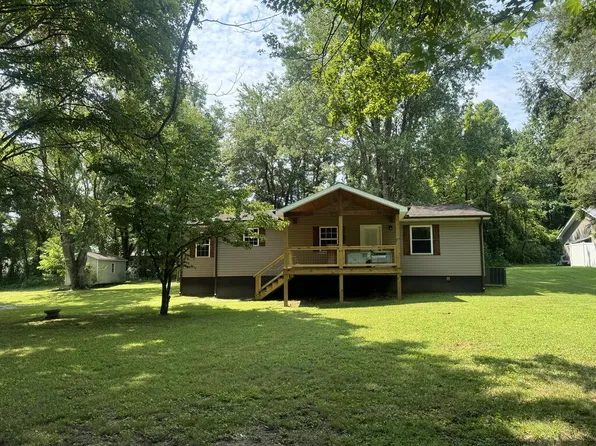 2506 Rugby Pike, Jamestown, TN 38556