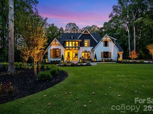 3015 Maple Way Dr, Davidson, NC 28036