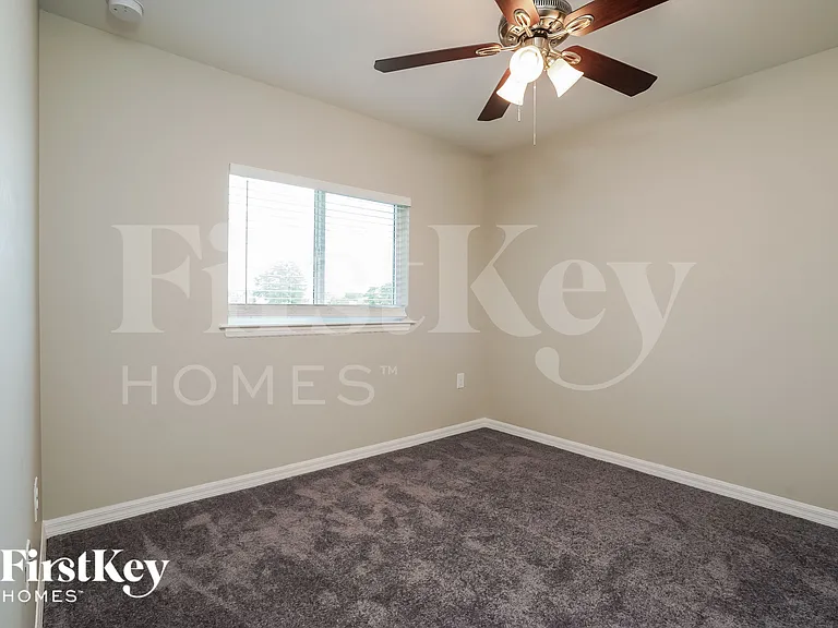 3513 23rd St SW — Photo 11