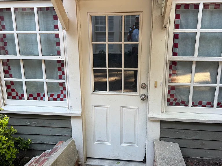982 N Highland Ave NE #2 — Photo 1