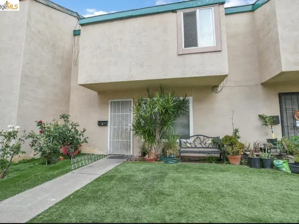 141 E 15th St, Pittsburg, CA 94565