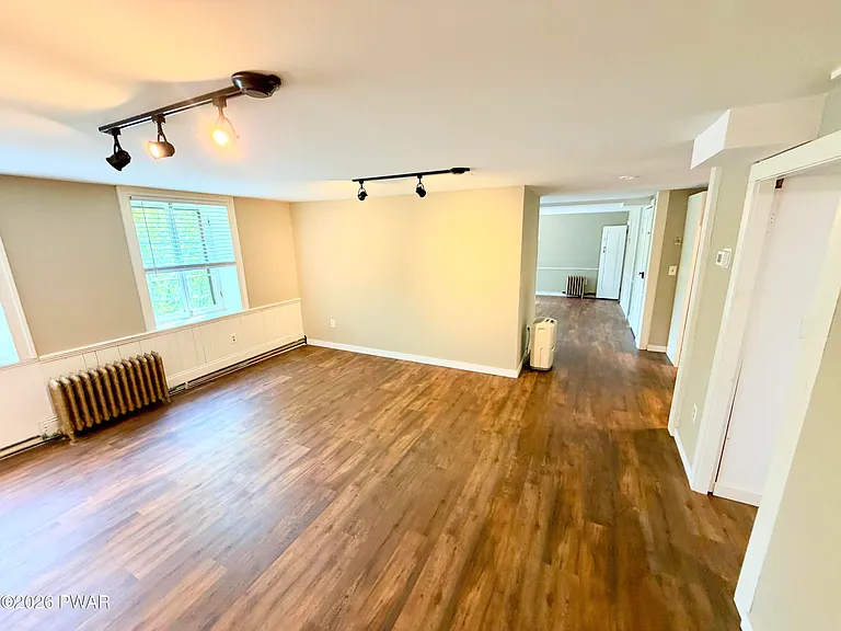 401 Wayne St — Photo 15