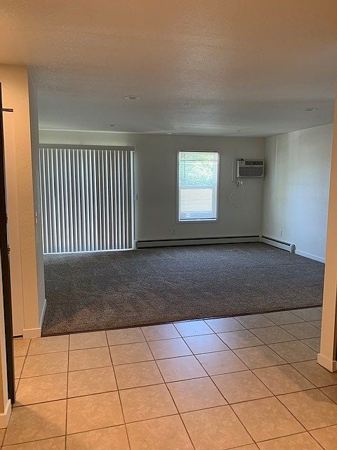 Living Room_08052022