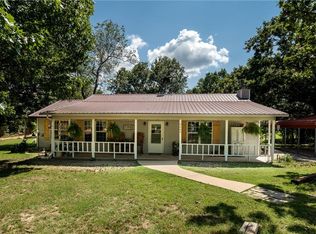 9649 N Spring Valley Rd, Gravette, AR 72736