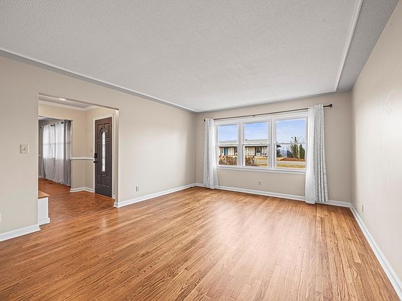3rd image of 2144 Haven Crest Dr