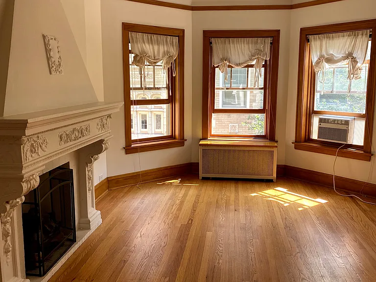 540 W Brompton Ave #2S — Photo 1