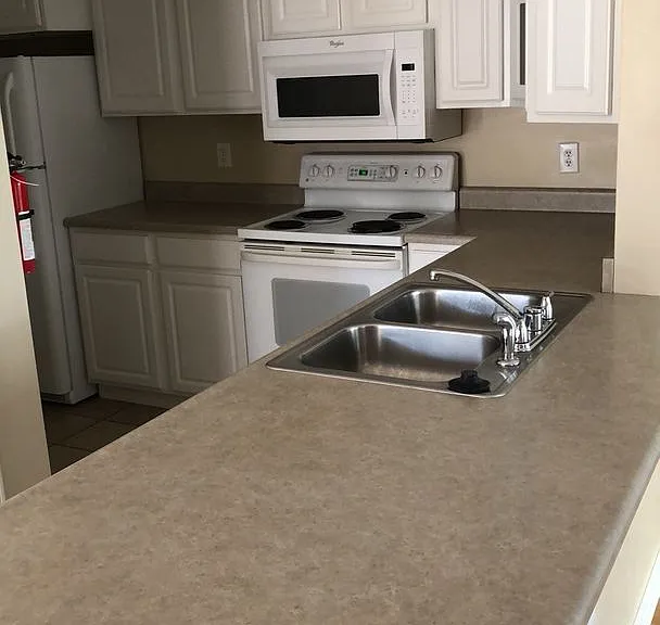 2620 E Oaklawn Ct — Photo 4