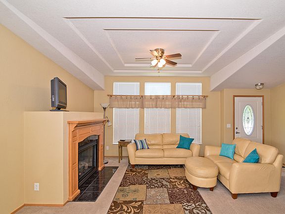 4th image of 2937 Mabelle Ln
