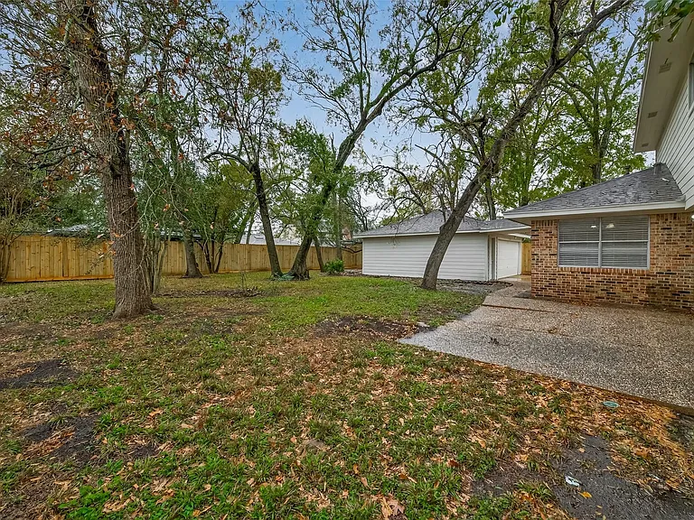 422 Willow Vista Dr — Photo 47