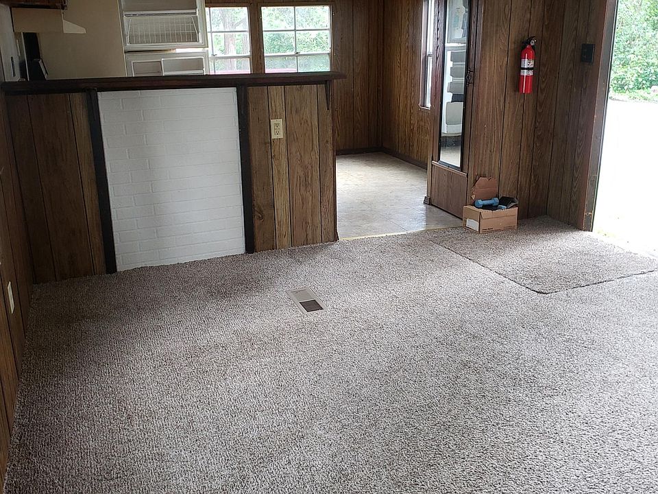 1st image of 2455 Leroy Dr