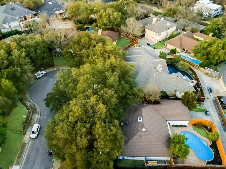 8810 Vista Oaks Cir — Photo 34