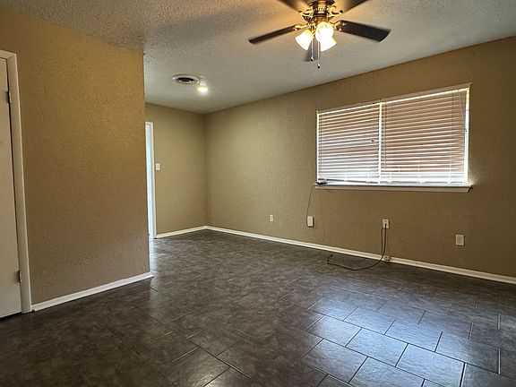 5th image of 6605 NW Denver Ave #B