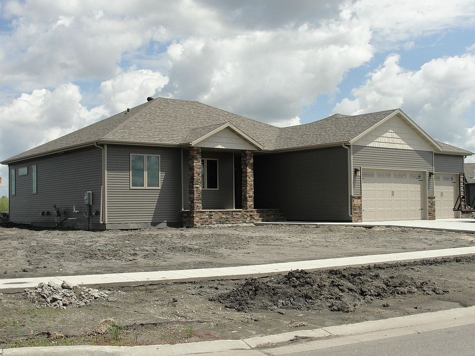 1st image of 504 47th Ave W